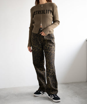 カーキ　モデル:155cm F着用