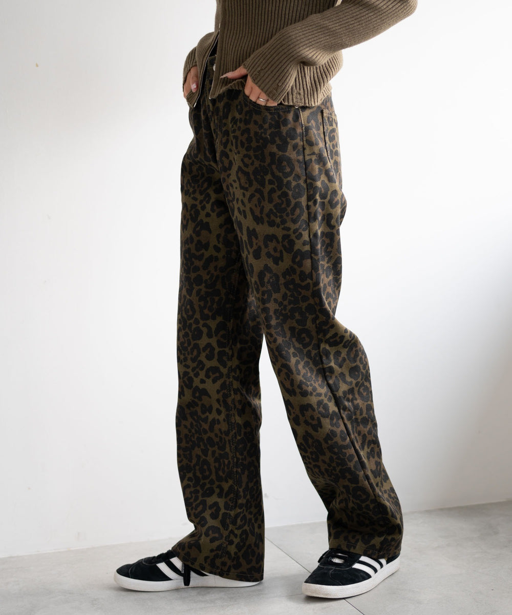 ブラウン　モデル:155cm M着用