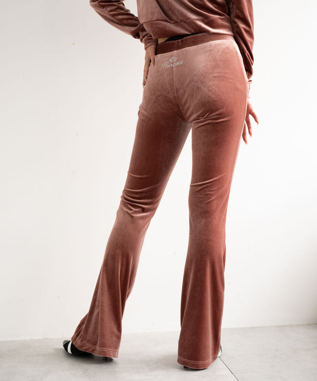 ピンク　モデル:155cm F着用