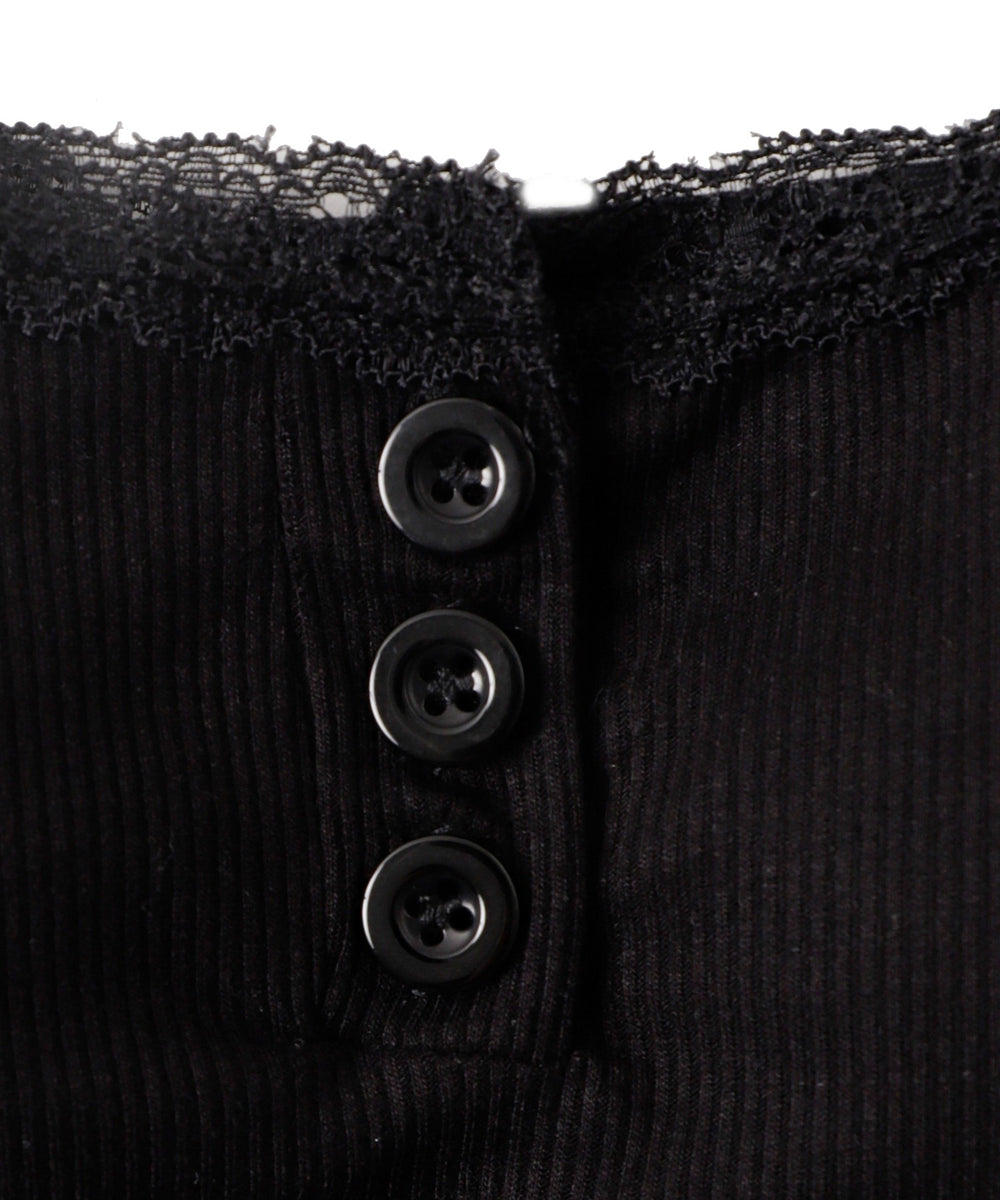 パット付きフロントボタンレースキャミ