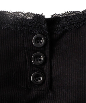 パット付きフロントボタンレースキャミ