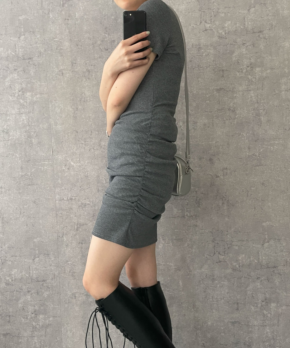 グレー　モデル:155cm F着用