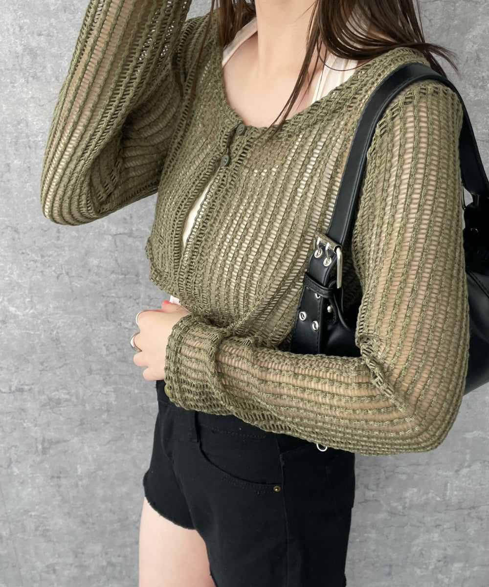 カーキ　モデル:155cm F着用