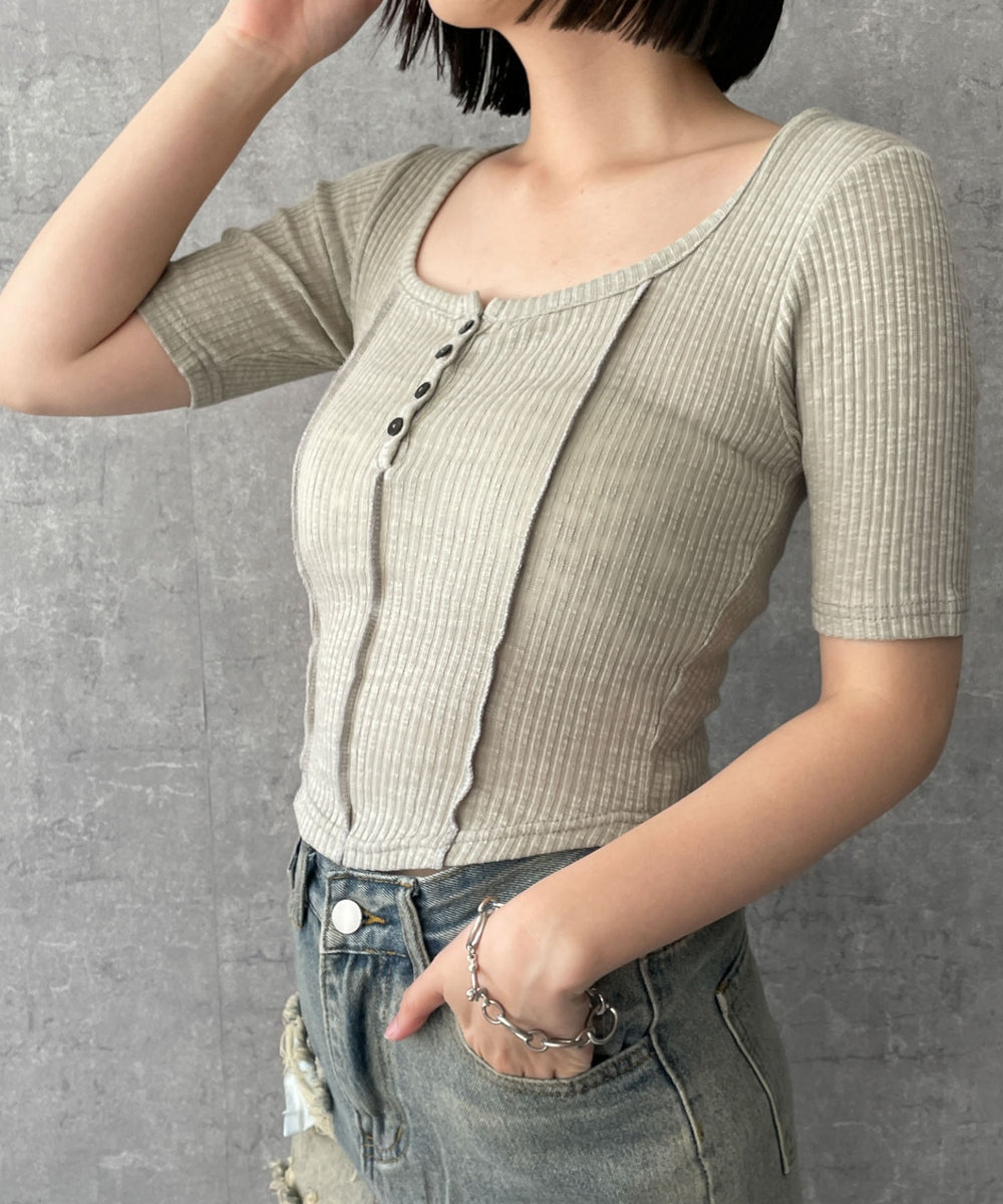 ベージュ　モデル:155cm F着用