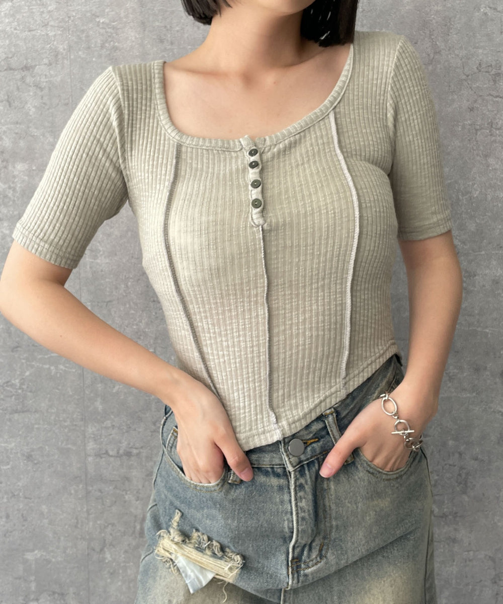 ベージュ　モデル:155cm F着用