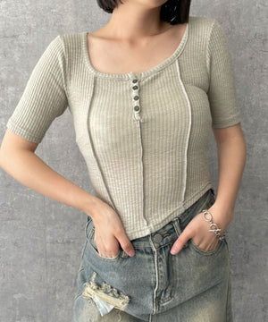 ベージュ　モデル:155cm F着用