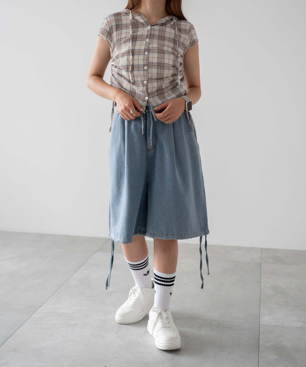 ホワイトアイボリー　モデル:155cm F着用