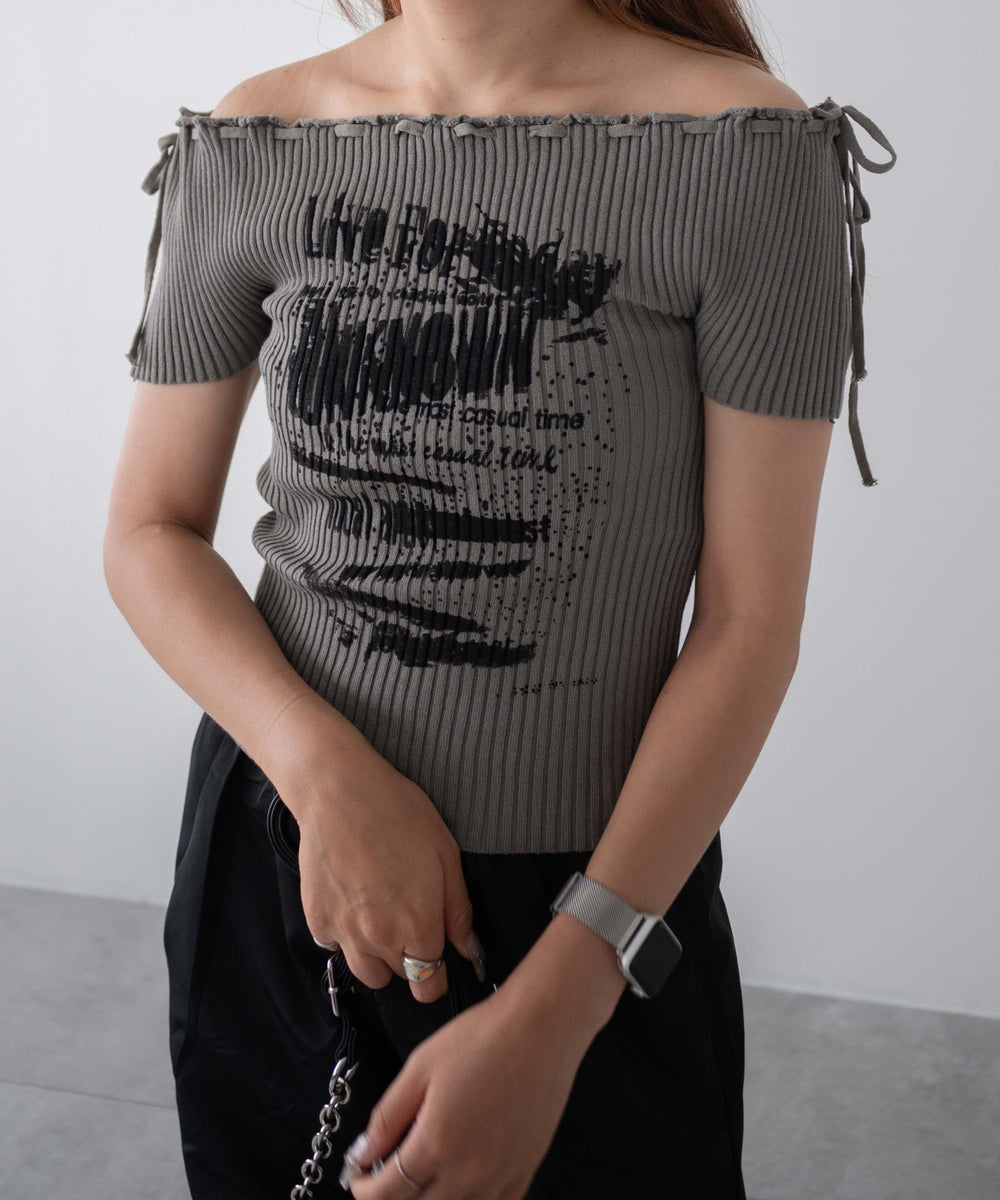 カーキ　モデル:155cm F着用