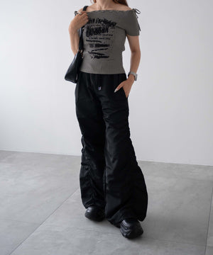 カーキ　モデル:155cm F着用