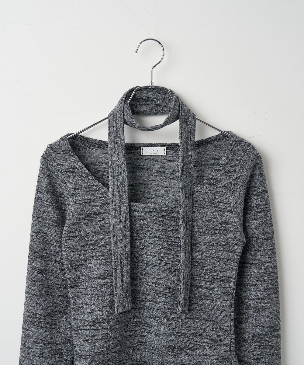 チョーカー付きスラブニットプルオーバー