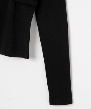 ブローチ付きレイヤードピチトップス