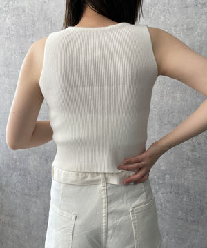 ホワイト 　モデル:155cm F着用