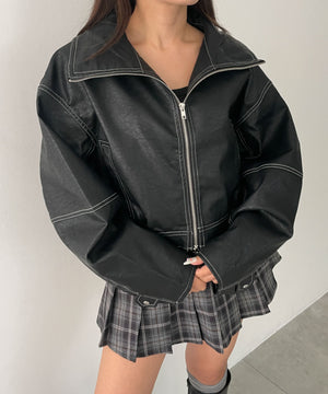 ブラック　モデル:155cm F着用