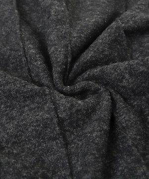 チョーカー付きカーブヘムトップ