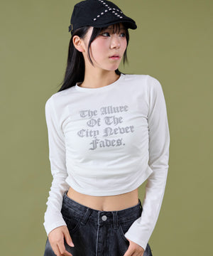 ホワイト モデル：160cm F着用