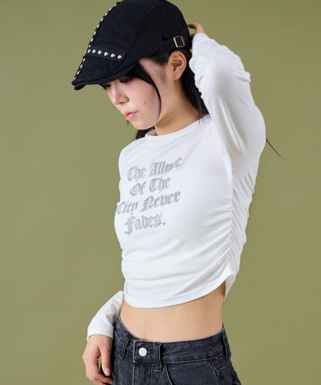 ホワイト モデル：160cm F着用