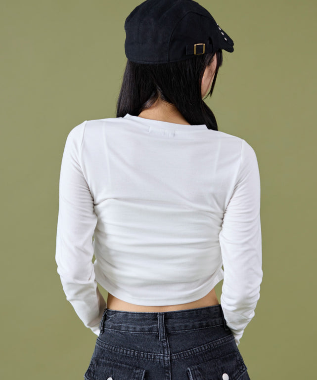 ホワイト モデル：160cm F着用