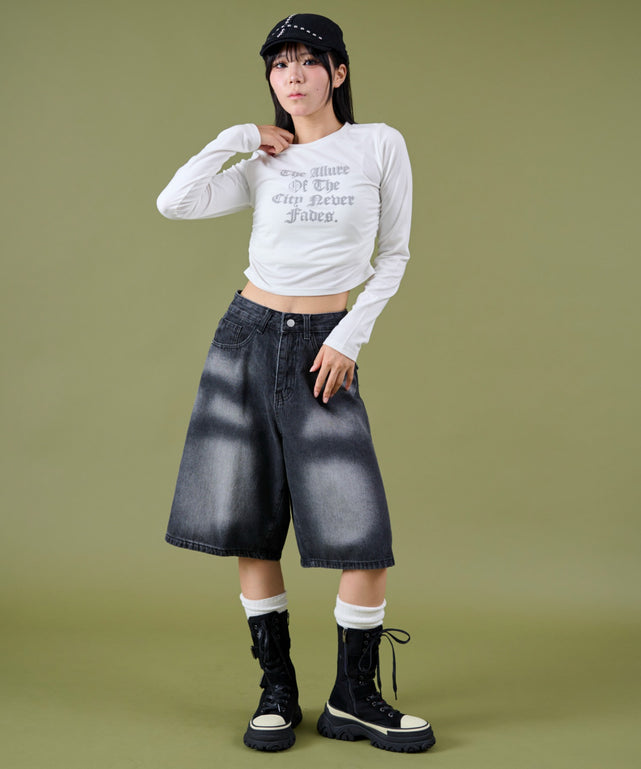 ホワイト モデル：160cm F着用