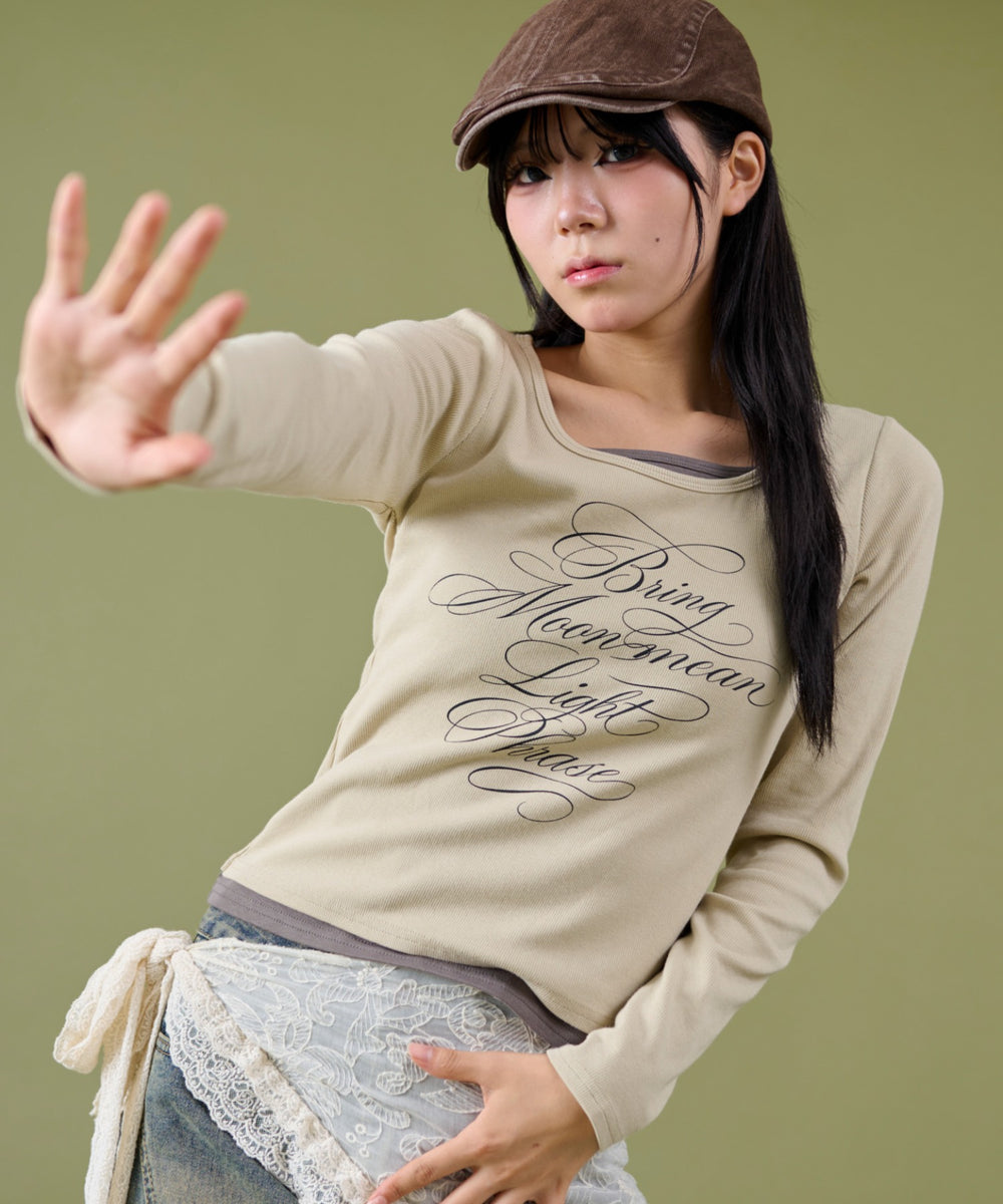 ベージュ モデル：160cm F着用