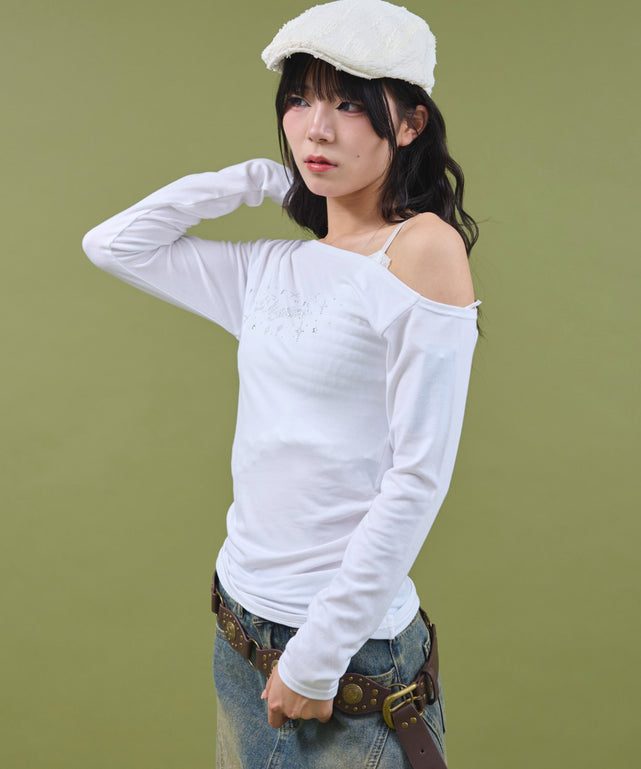 ホワイト モデル：160cm F着用