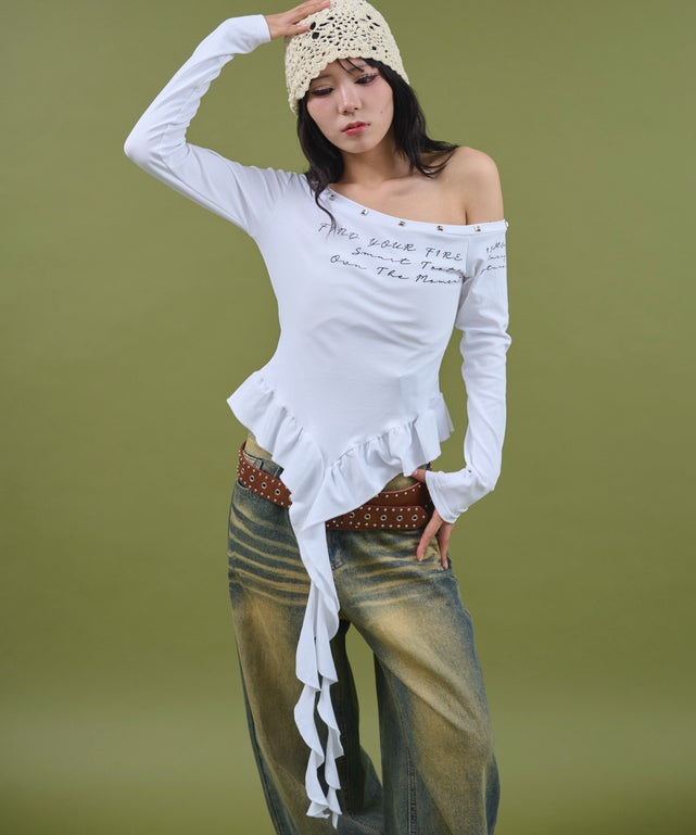 ホワイト モデル：160cm F着用