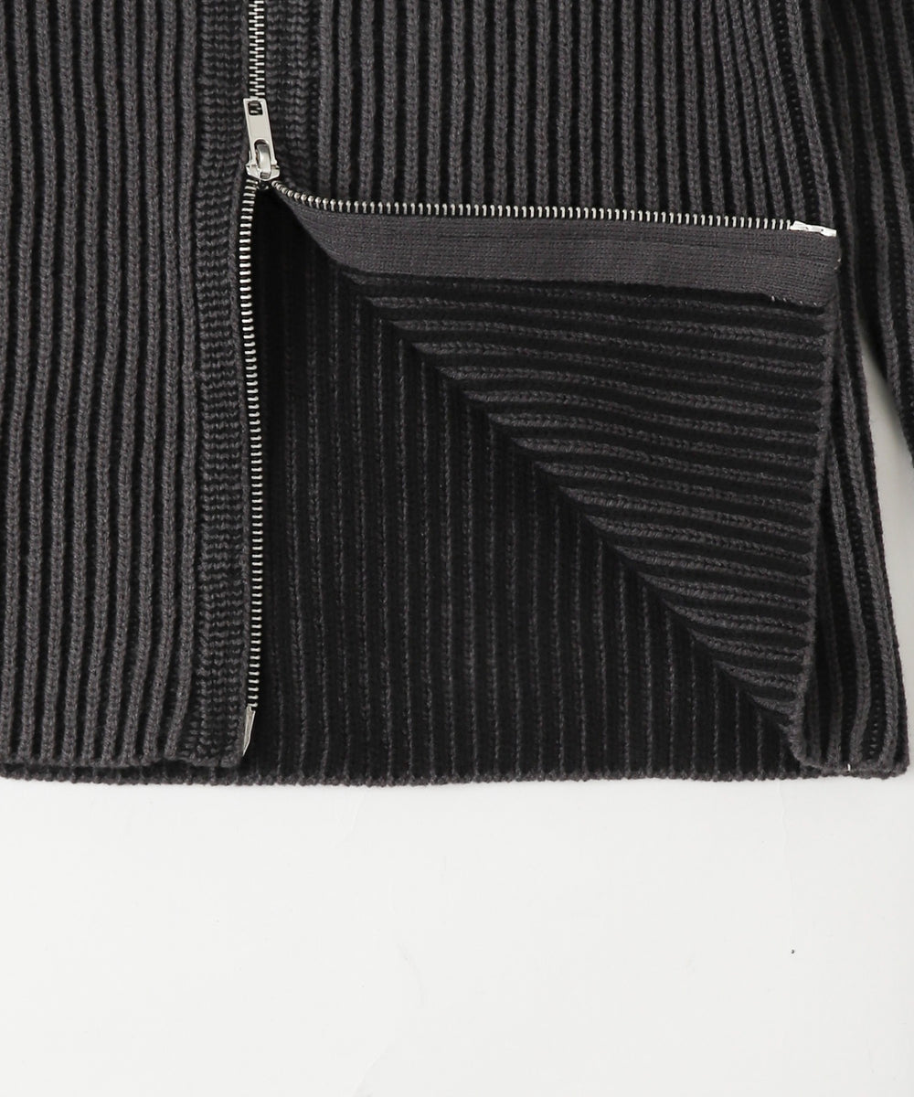 オフショルダブルジップニット