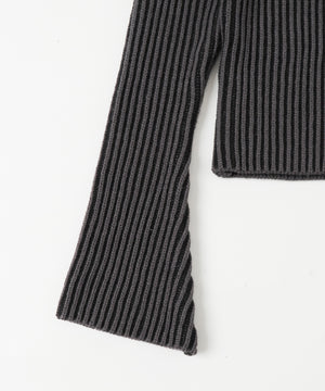 オフショルダブルジップニット