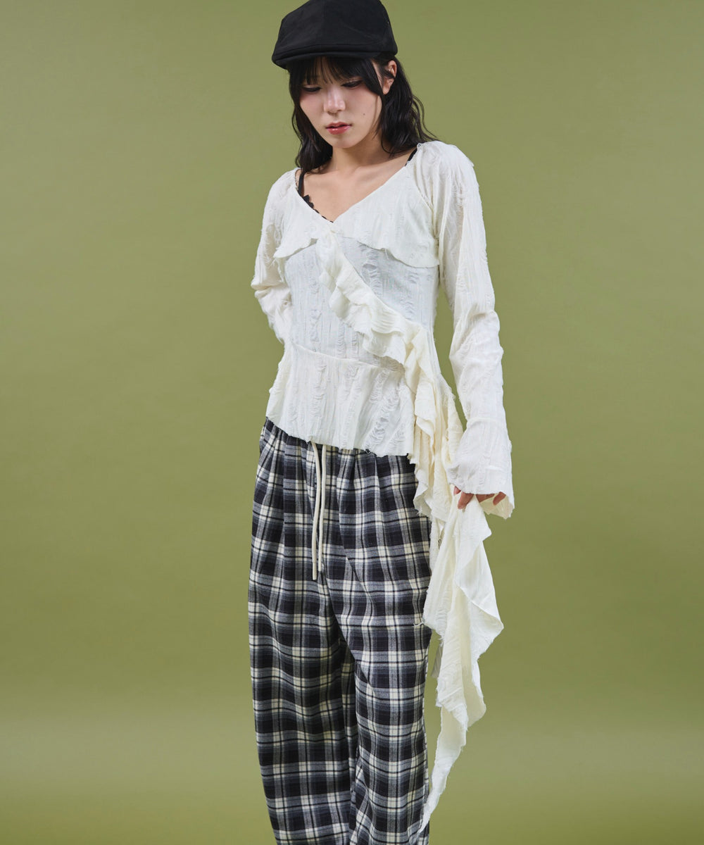 ホワイトアイボリー モデル：160cm F着用