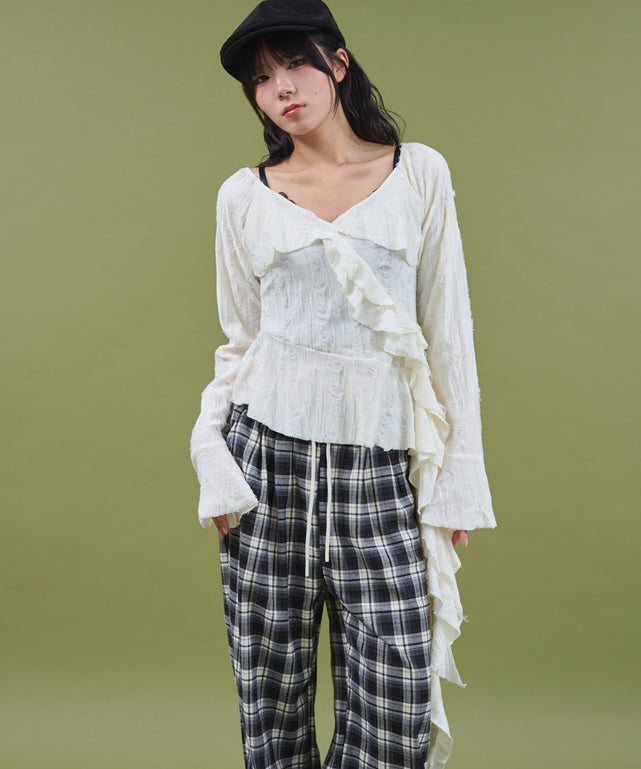 ホワイトアイボリー モデル：160cm F着用