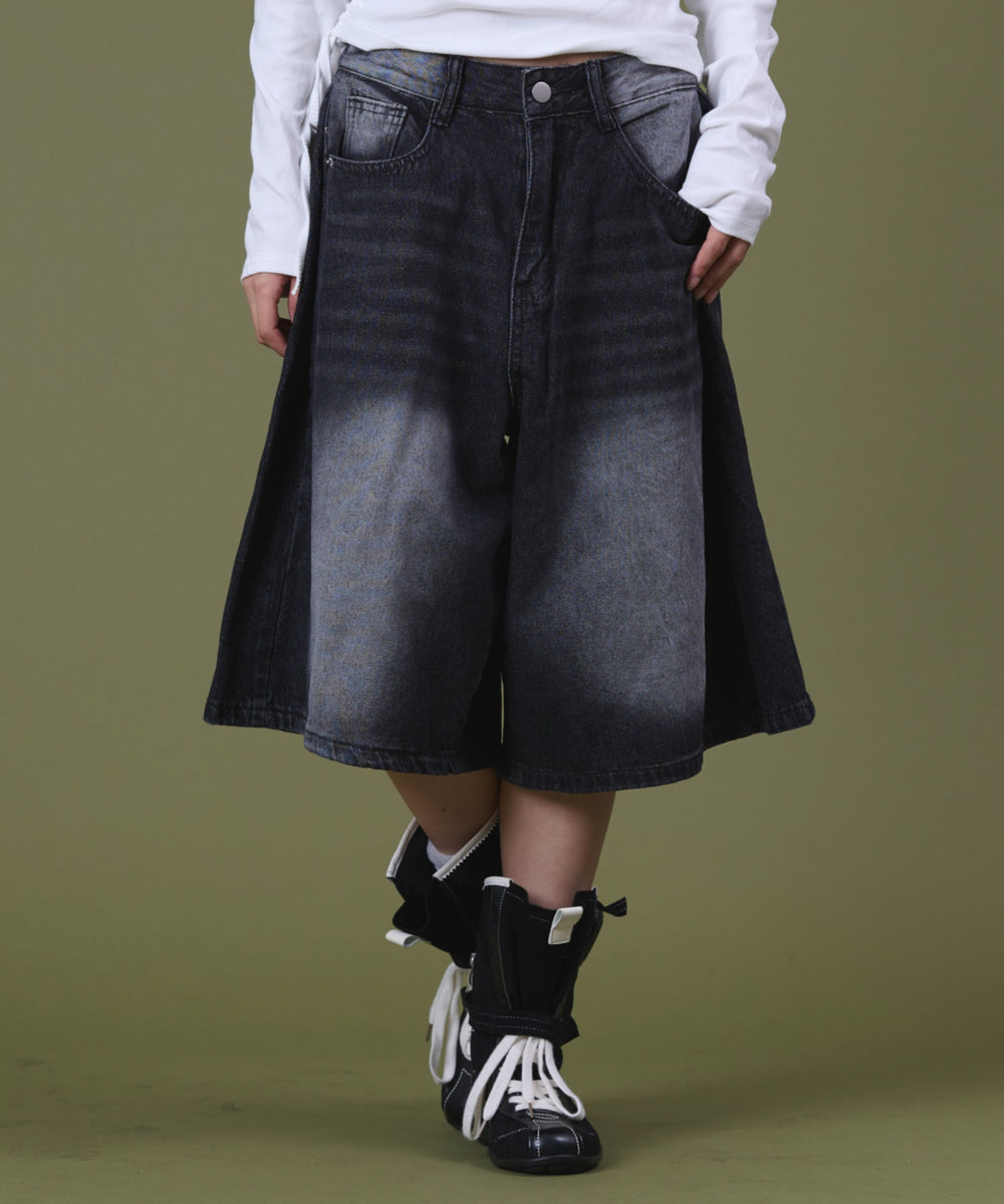 ブラック モデル：160cm S着用