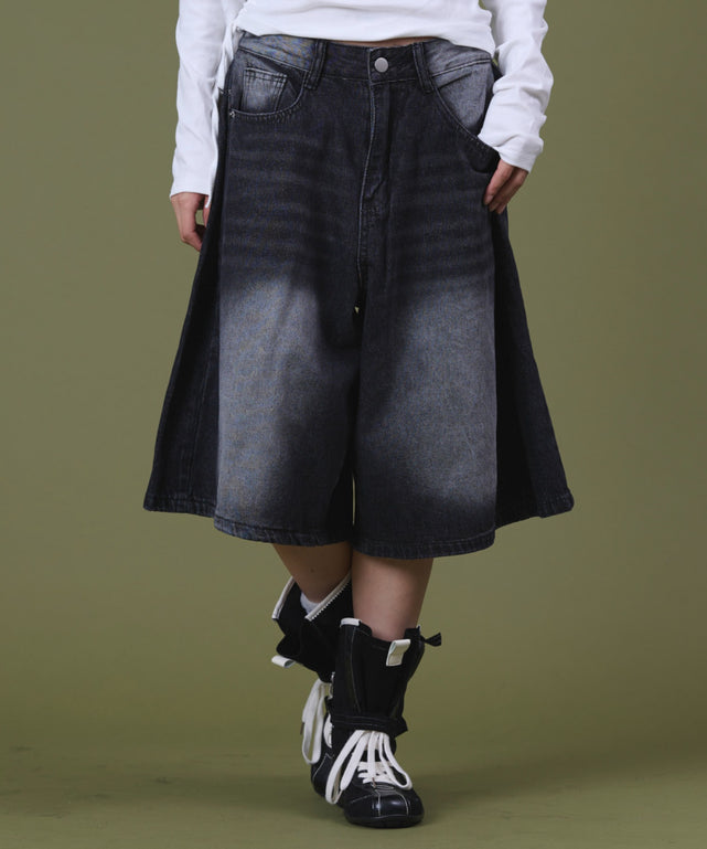 ブラック モデル：160cm S着用