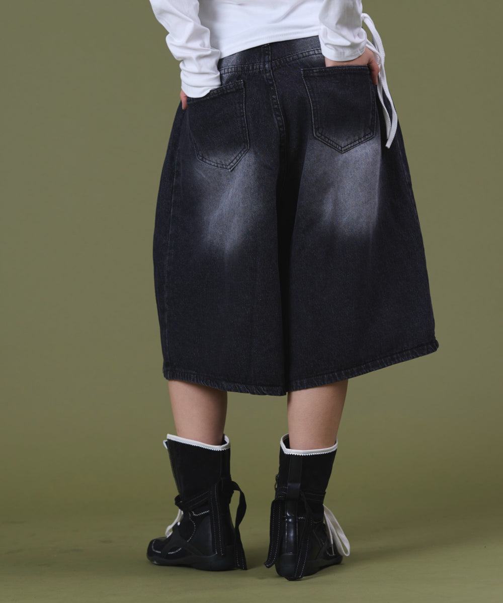 ブラック モデル：160cm S着用