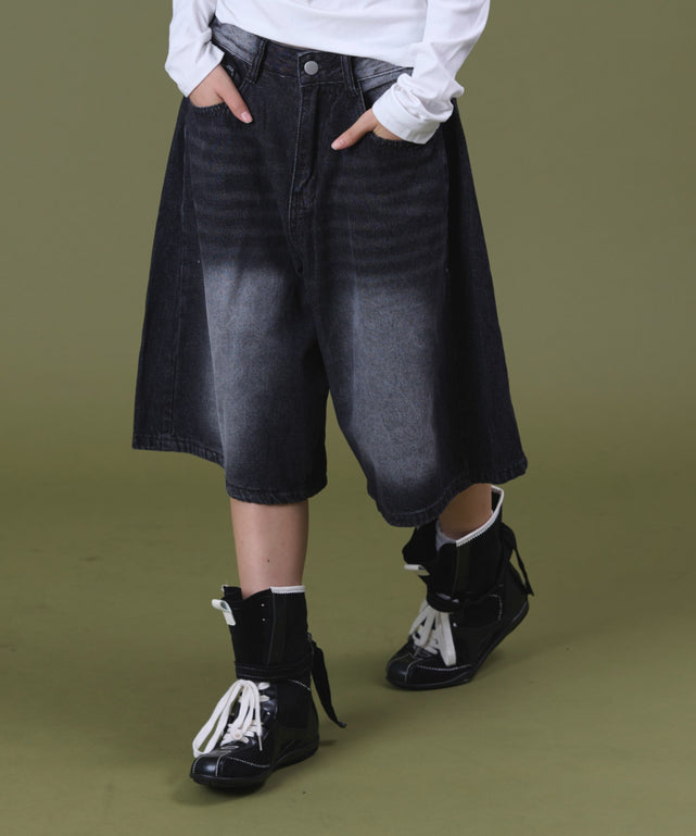 ブラック モデル：160cm S着用