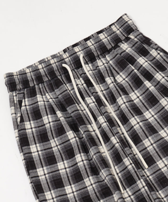 ワイドルーズチェックパンツ