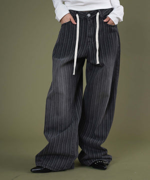 ブラック モデル：160cm S着用