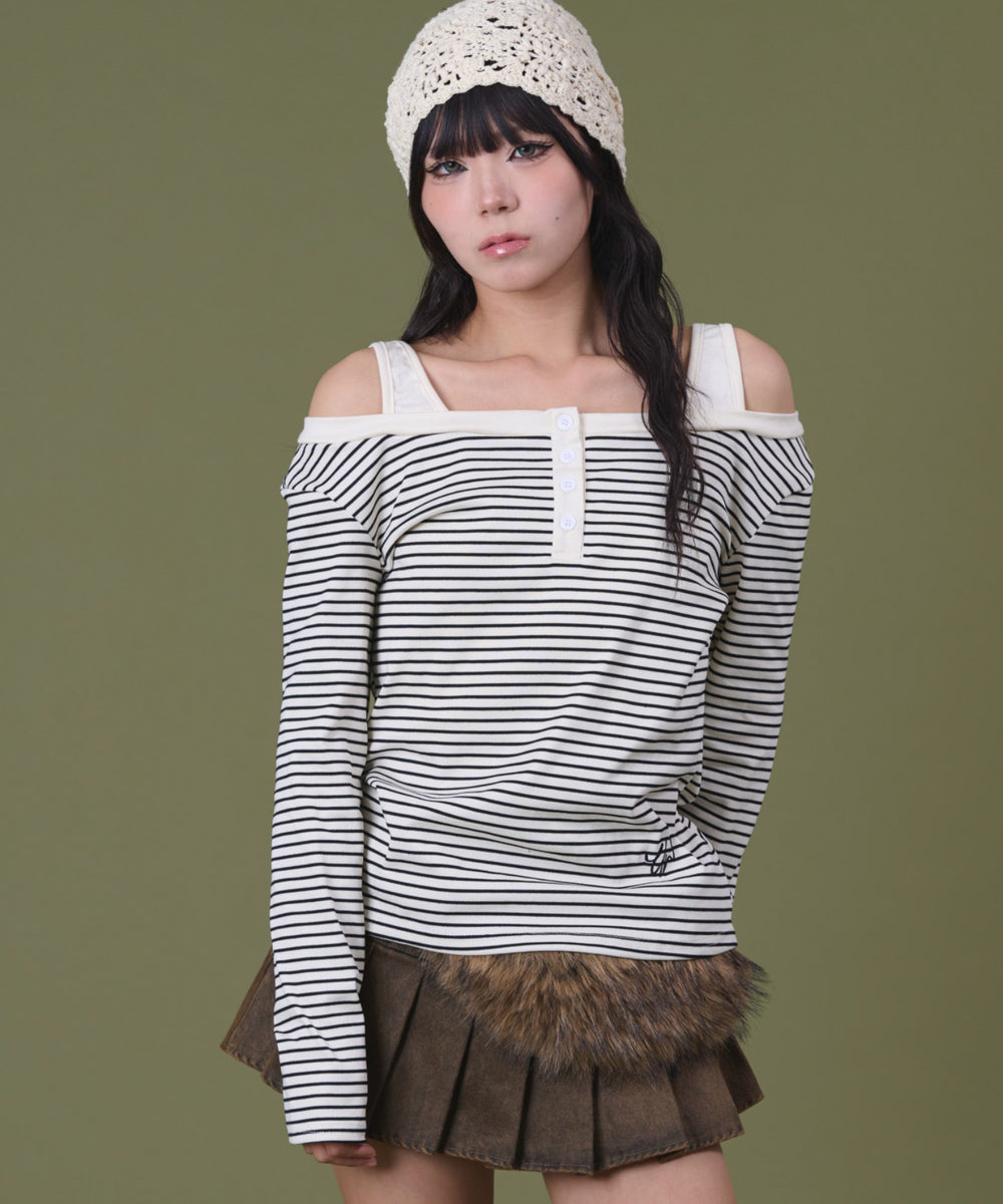 ホワイトアイボリー モデル：160cm F着用