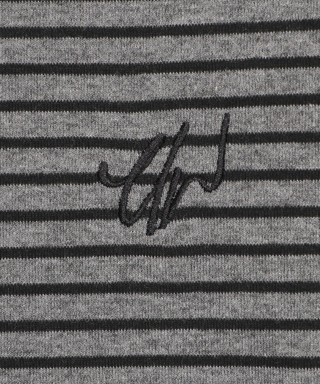 ロゴ刺繍ボーダーデザイントップ