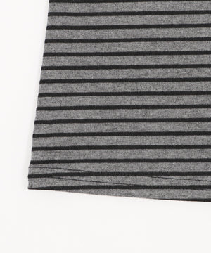 ロゴ刺繍ボーダーデザイントップ