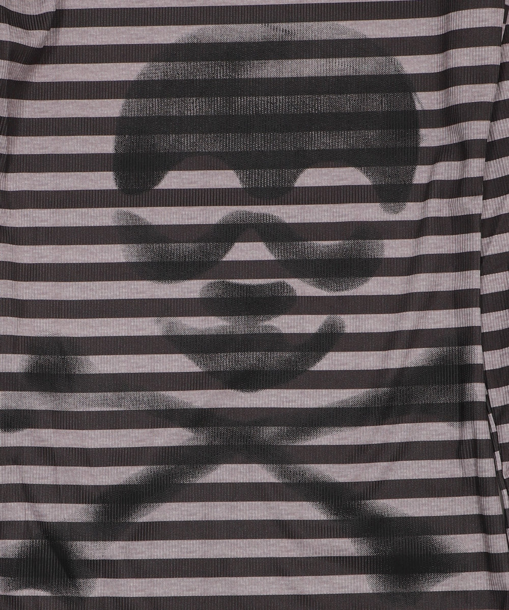 オフショルボーダードクロトップ