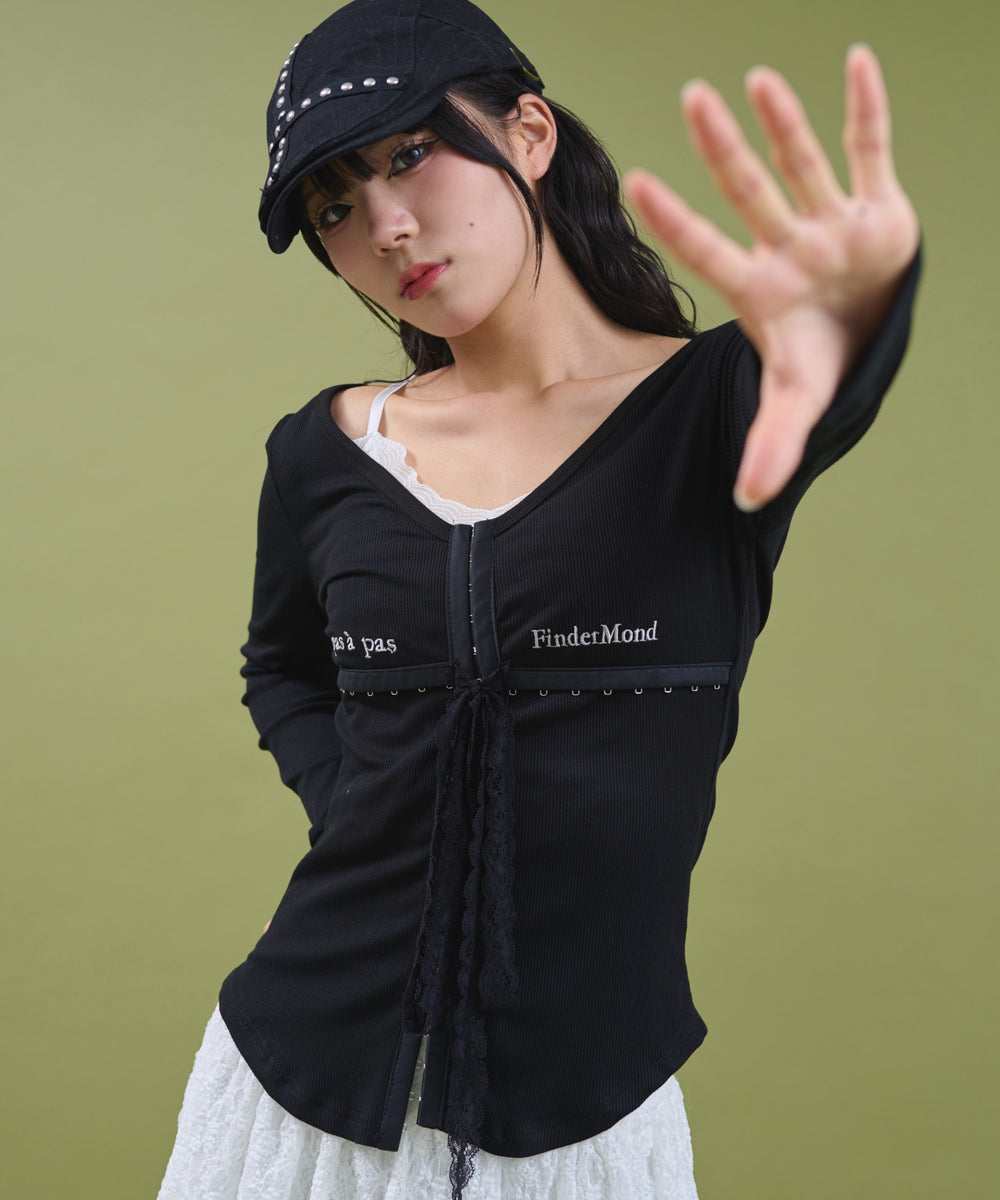 ブラック モデル：160cm F着用