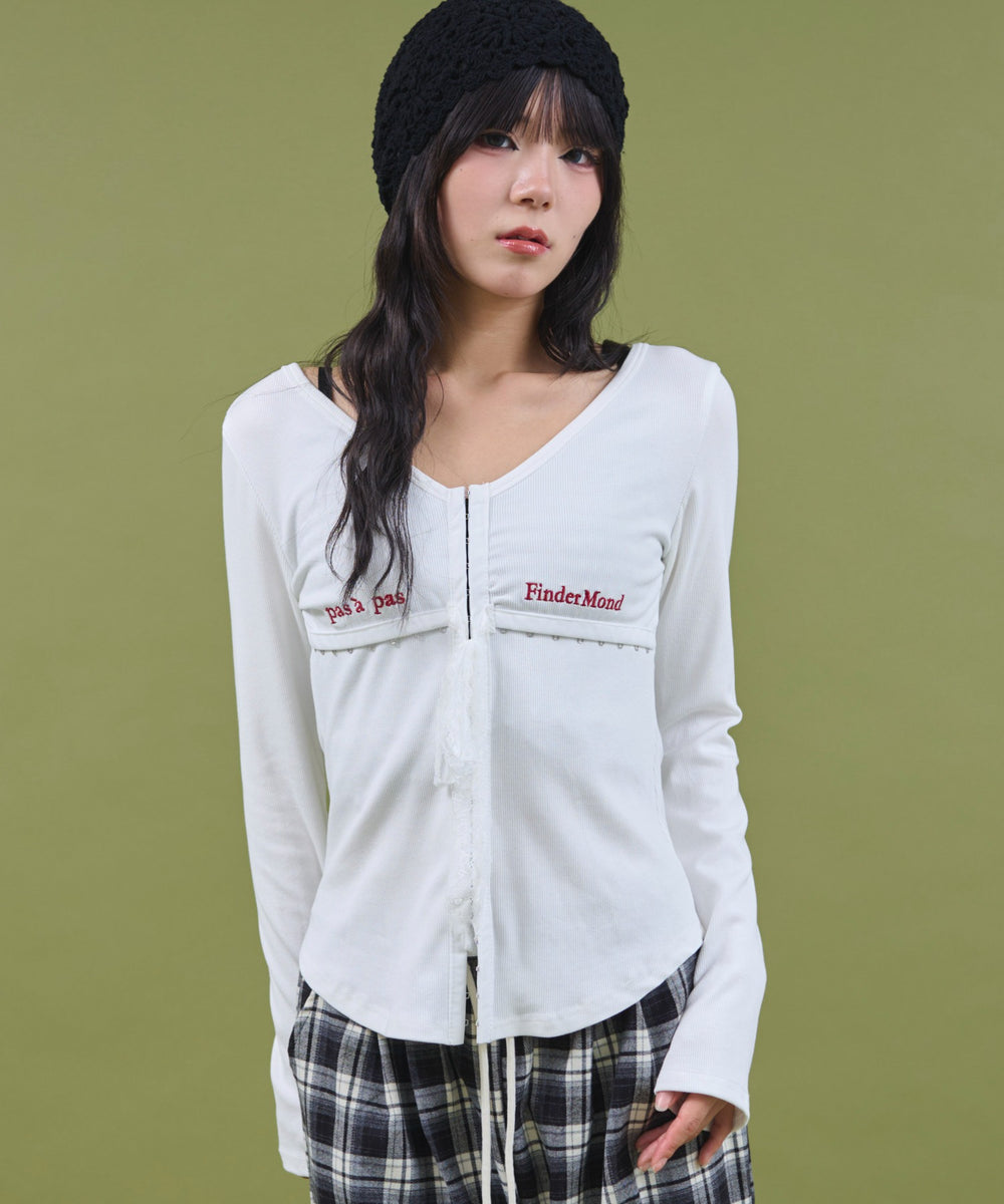 ホワイト モデル：160cm F着用