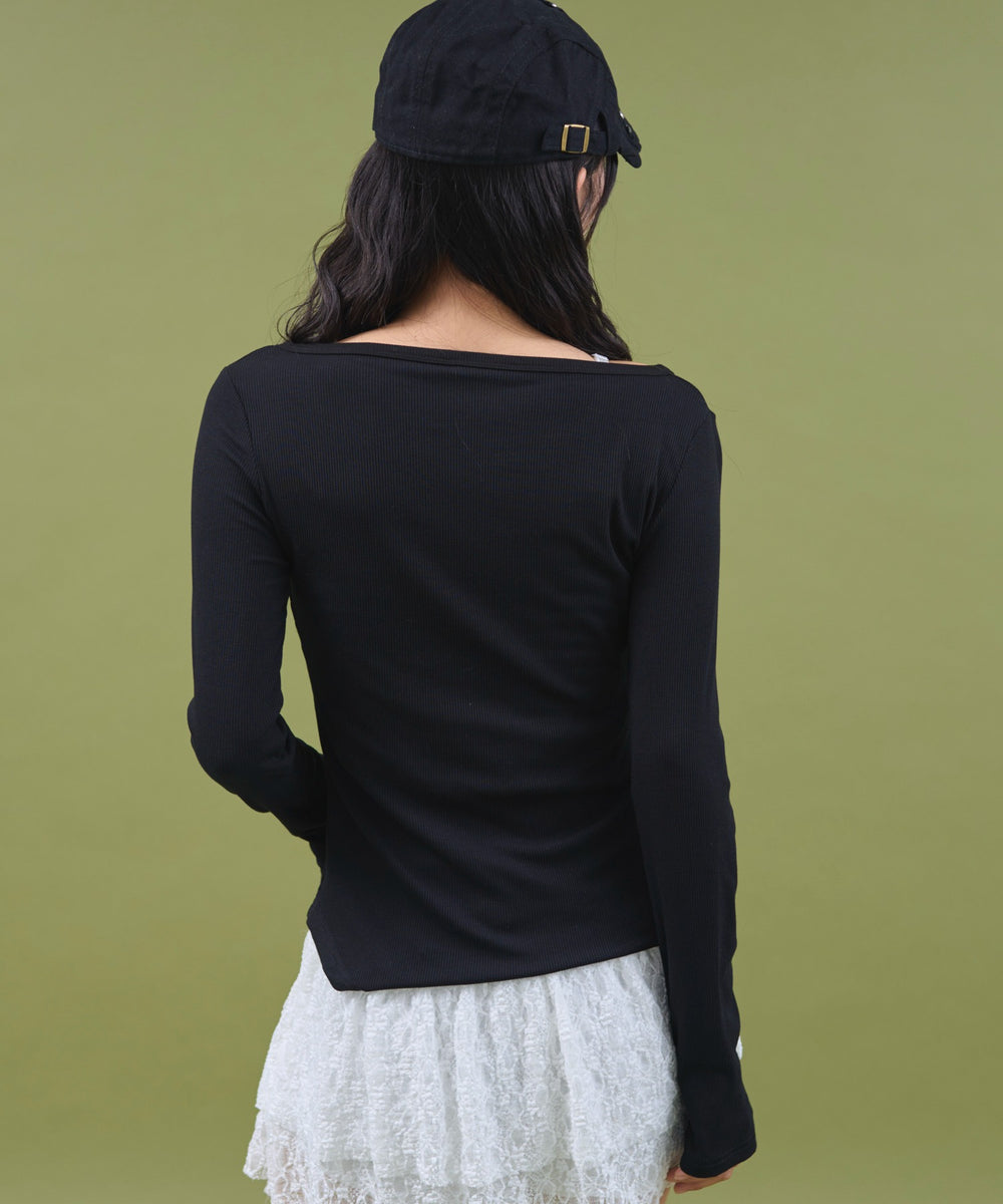 ブラック モデル：160cm F着用