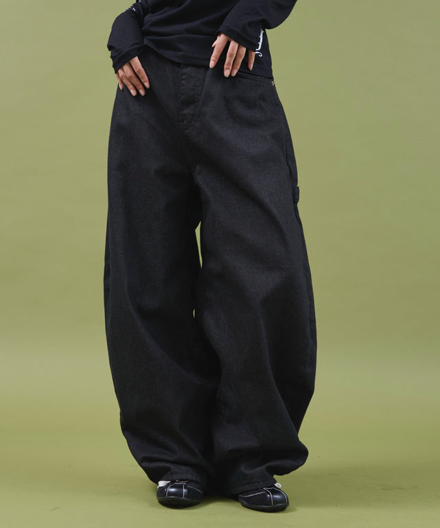 レオパクロスパッチスタッズデニム/ブラック モデル：160cm S着用