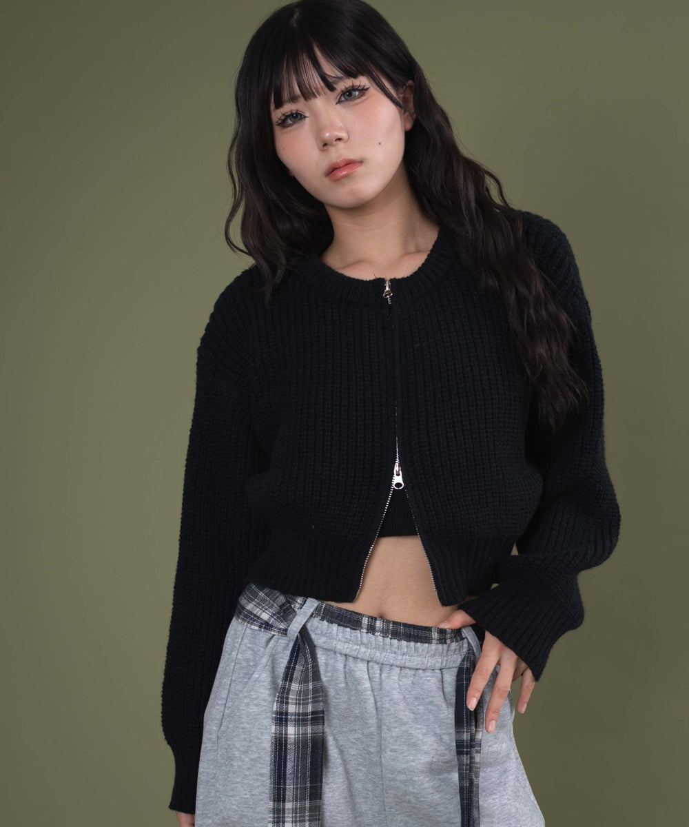 ブラック モデル：160cm F着用