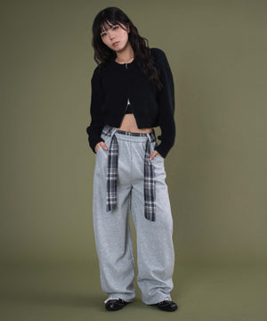 ブラック モデル：160cm F着用