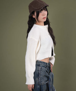 ホワイトアイボリー モデル：160cm F着用