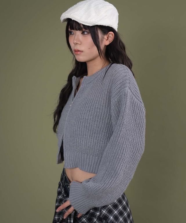 グレー モデル：160cm F着用