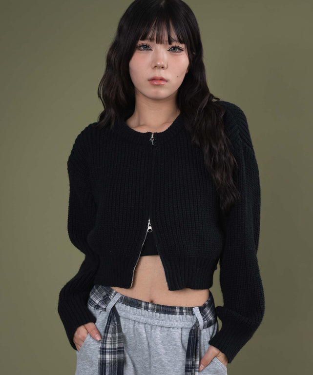 ブラック モデル：160cm F着用