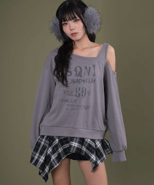 ベージュ モデル：160cm F着用