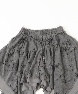 ダメージヘムスカート